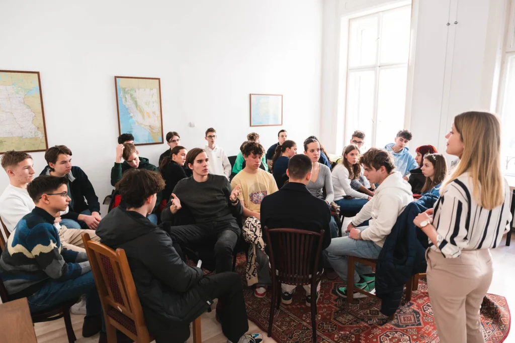 Hybrid Meeting Room
