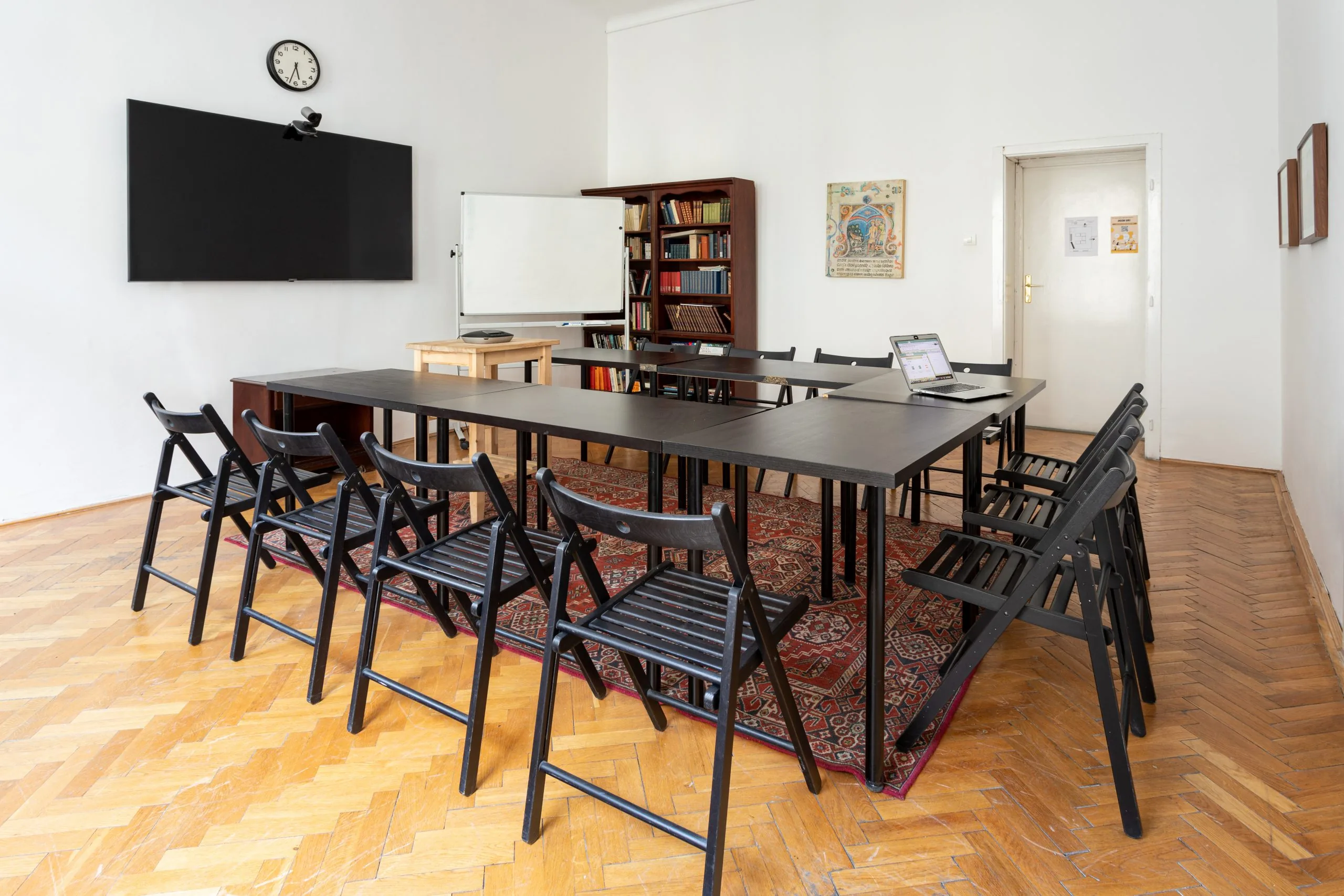 Hibrid tárgyaló & Meeting room